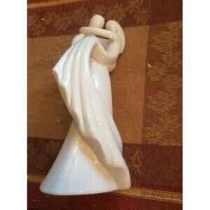 INVENTORY REDUCTION SALE. Circle of Love by Kim Lawrence B3